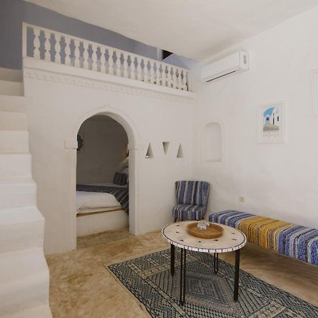 Hotel Dar Nael Houmt Souk  Exterior foto